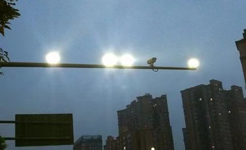 抓拍閃光燈太刺眼？豐上光電來解決！